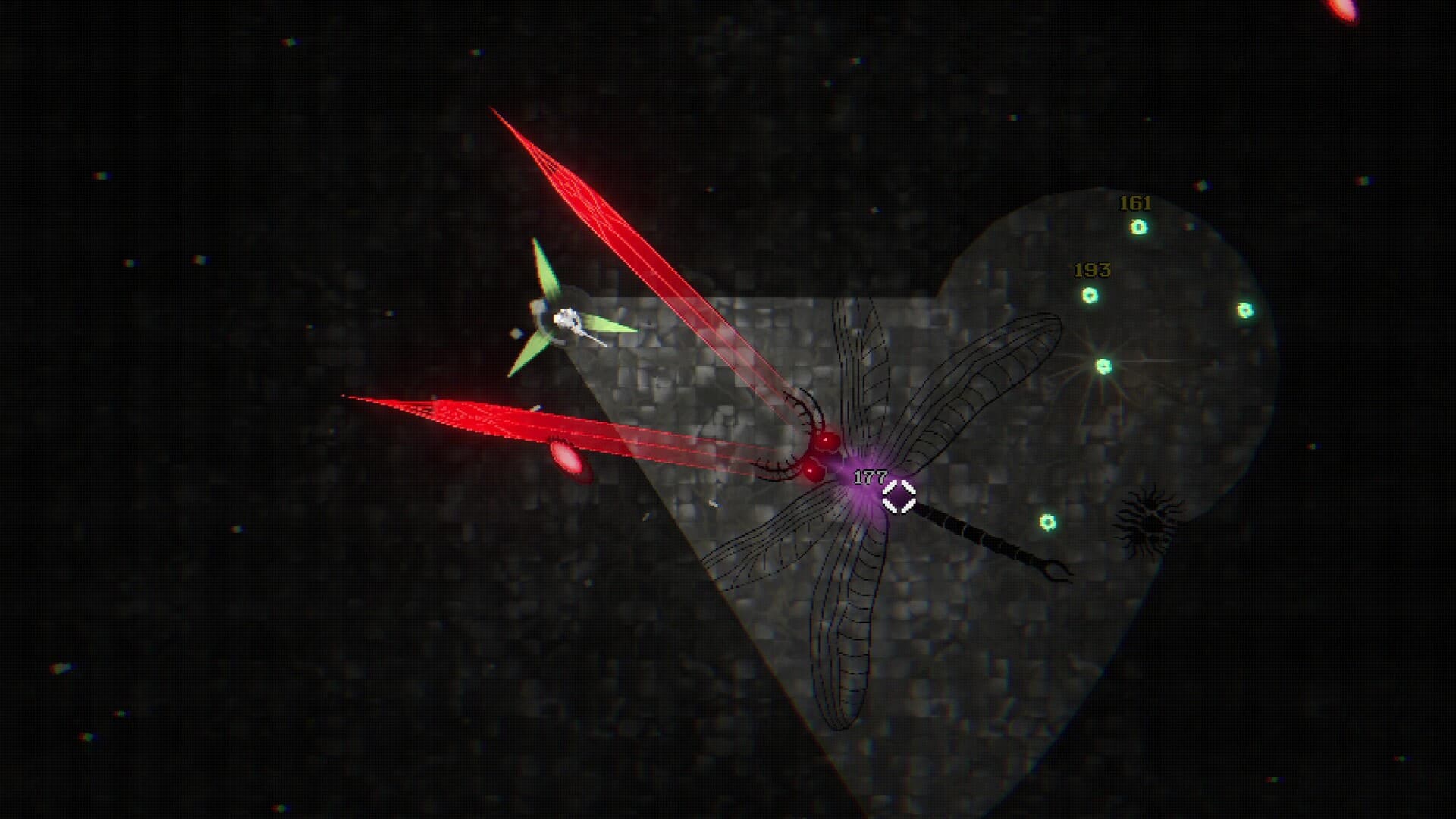 Disfigure-Spielszene mit einem Lichtkegel, der einen großen insektenartigen Gegner und ein weißes Fadenkreuz sichtbar macht.